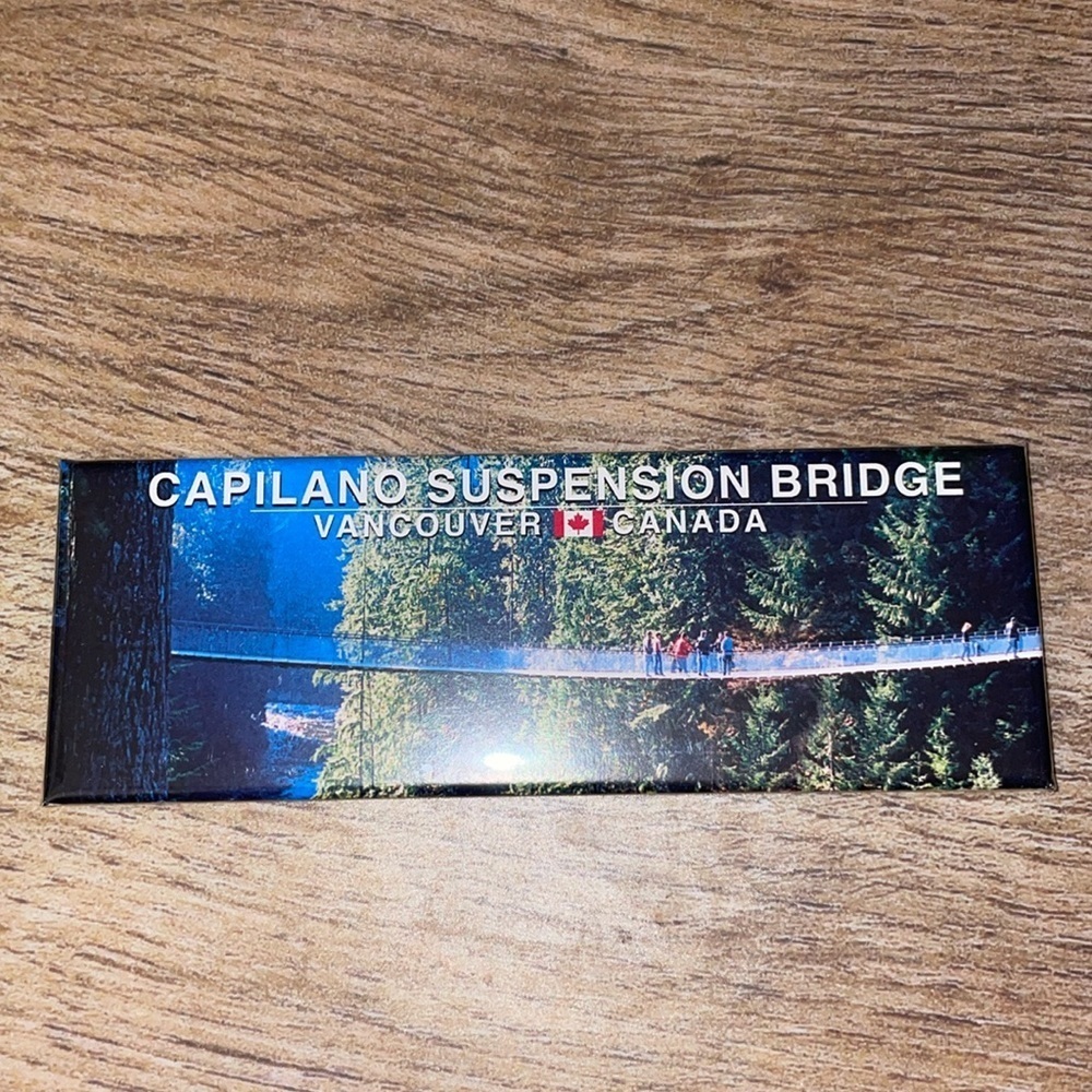 🦜 Capilano Suspension Bridge Vancouver Canada travel souvenir magnet